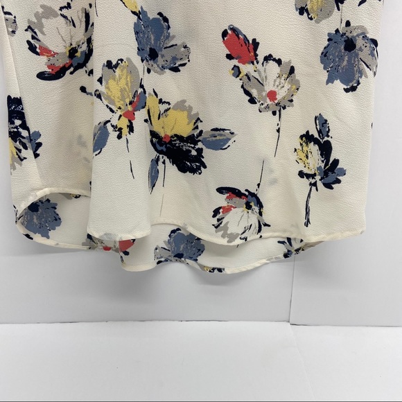 Maurice's Floral Sleeveless Blouse Size Small - Picture 4 of 7